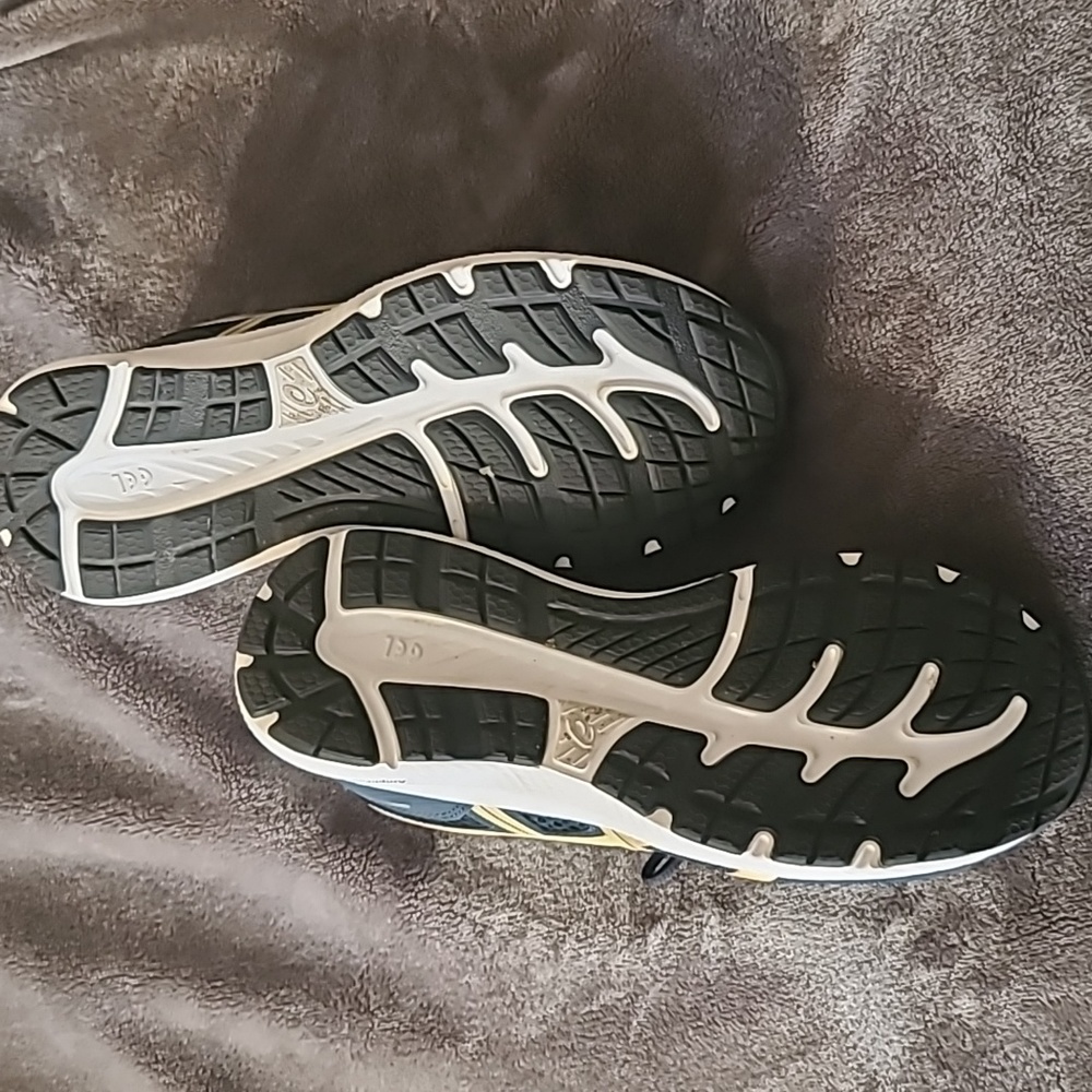 **SOLD** ASICS WOMEN'S GEL-CONTEND 7 RUNNING SHOE - Picture 7 of 7